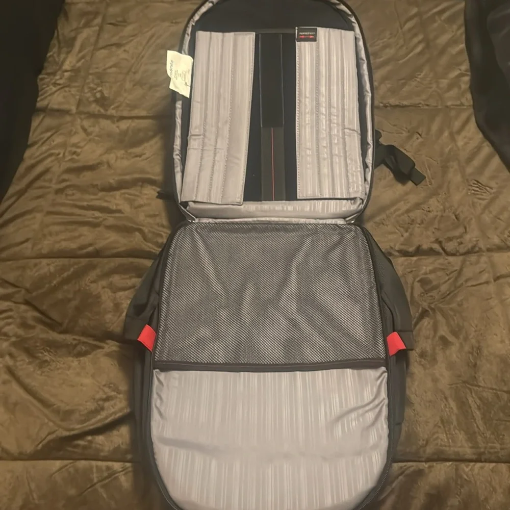 Men’s Samsonite backpack - Picture 3 of 5